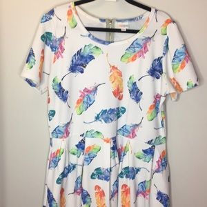 LuLaRoe 3XL FEATHERS Amelia
